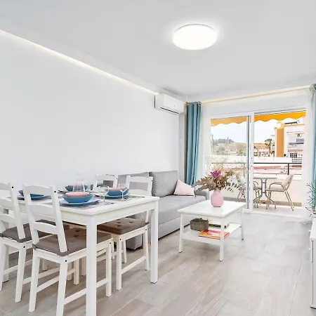 Beachside Bliss Pool & Tennis Near Malaga קאלטה דה ולס